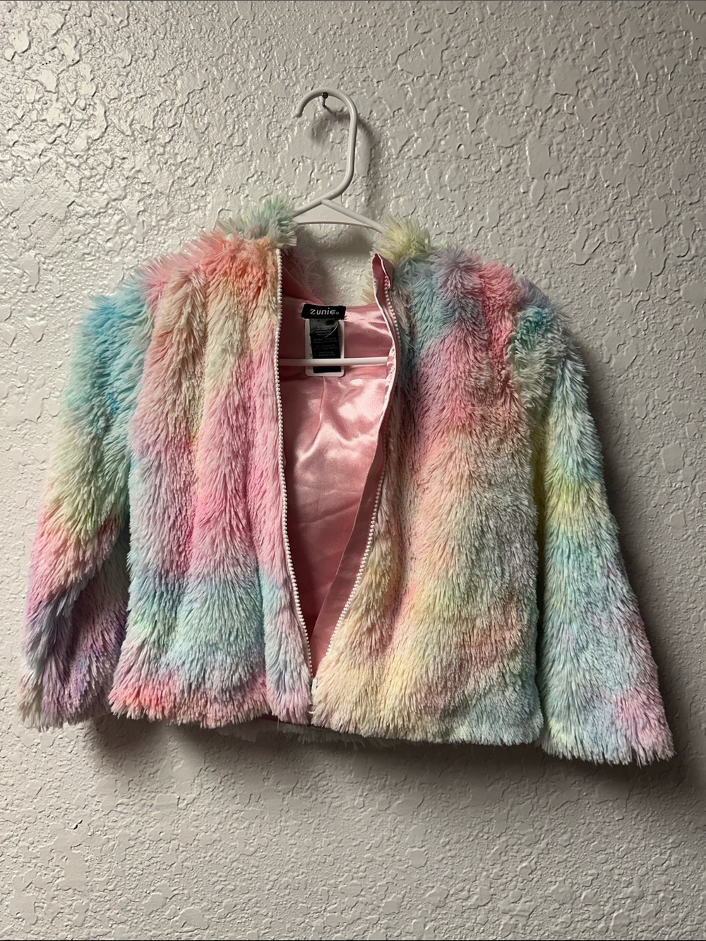 Zunie Pastel Rainbow Faux Fur Coat in Pink, Blue, Yellow, Green size 5/6
